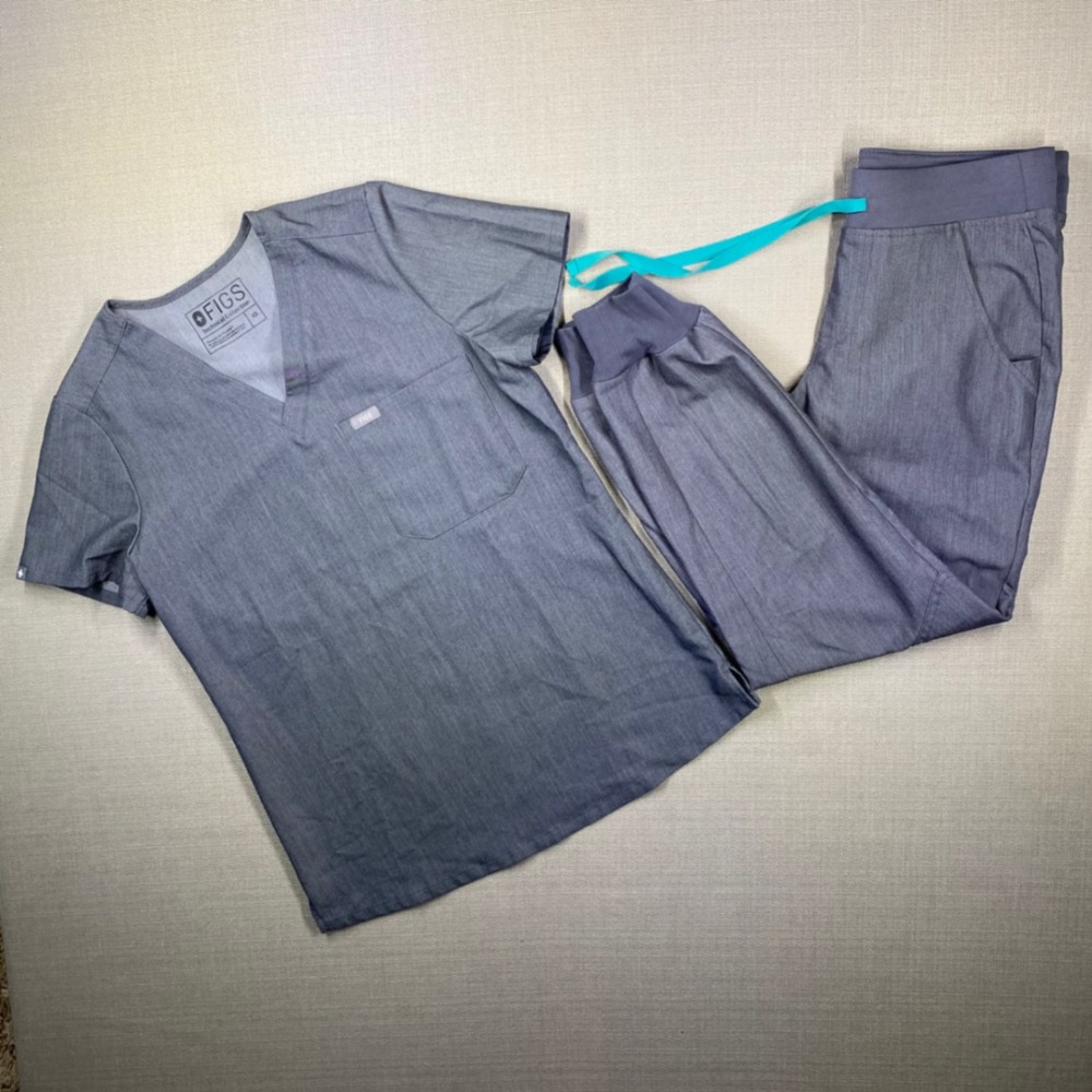 FIGS Technical Collection Scrub Set Gray V-Neck Top & Jogger Pants Womens XS
